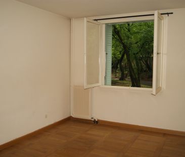 Location Appartement 3 pièces 85m² NIMES 30900 - Photo 6