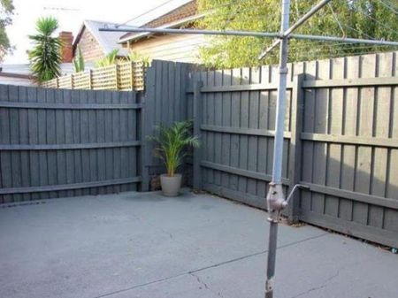 Register to Inspect this Brilliantly Located 2 Bedroom Home. - Photo 5