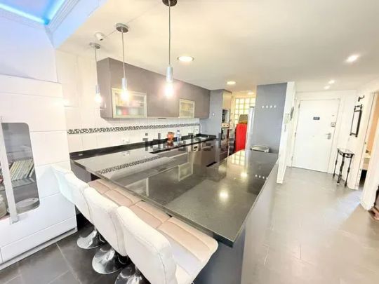 Alquiler de ático en Avenida Ingenieros - Photo 1