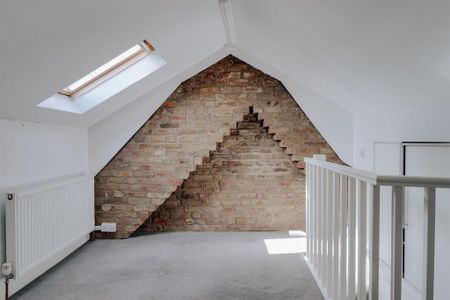 2 bedroom maisonette to rent - Photo 4