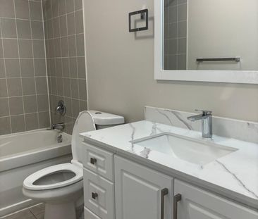 For Lease - 10 Bramacre Court, Brampton, Ontario - Photo 3