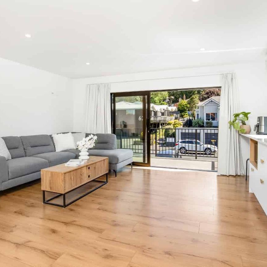 Make it your own mini-Manor - Photo 1