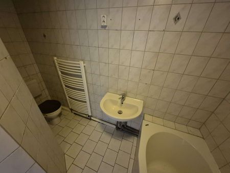 3-Raum-Wohnung mit kleinem Wintergarten im 1.OG ab sofort frei - Grolmannstraße - Foto 3
