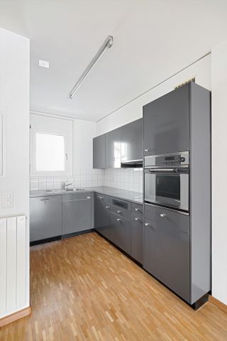 3.5 Zi. Maisonette-Wohnung an top Lage! 500.- CHF Umzugsgutschein ... - Photo 2