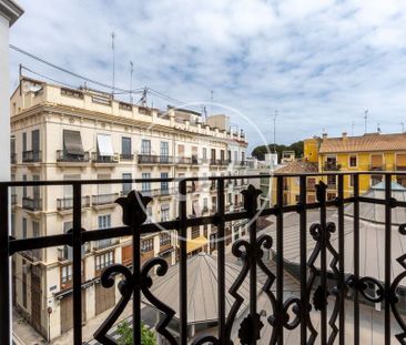 4 bedroom luxury Apartment for rent in Valencia - Photo 4