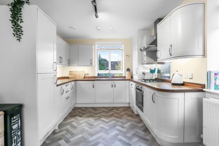 2 bedroom apartment to rent - Photo 5