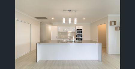 Picture perfect cul-de-sac position in quiet estate - Photo 5