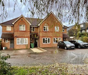 3 bedroom terraced house to rent - Photo 3