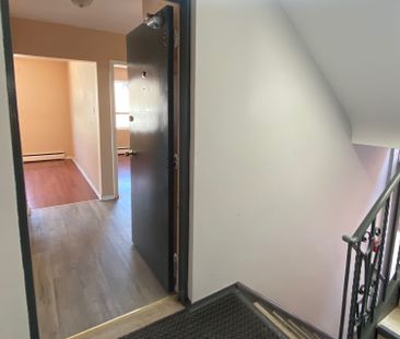 For Lease - 25A Milton Street Unit# #2, Toronto, Ontario - Photo 2