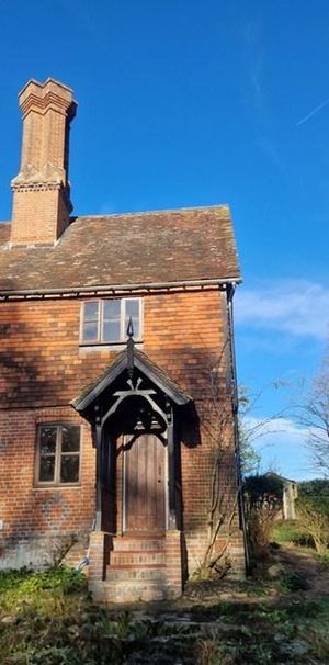 2 bedroom semi-detached house to rent - Photo 1