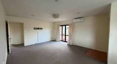 SPACIOUS & BRIGHT FAMILY HOME IN HEART OF NEW ... - Photo 2