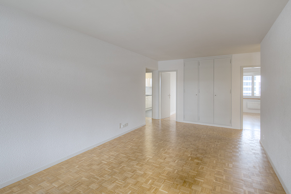 4-Zimmerwohnung mit zwei Balkonen im 1. Stock im Liebefeld - Foto 1