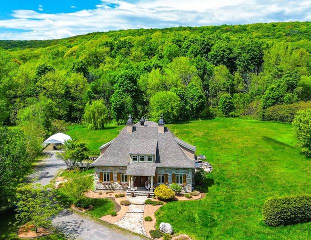 À louer / Maison à étages - Photo 1