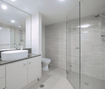 Spacious 1 Bed Plus Study (Can Be Easy As 2 Bed Apt.) For Lease - Photo 5