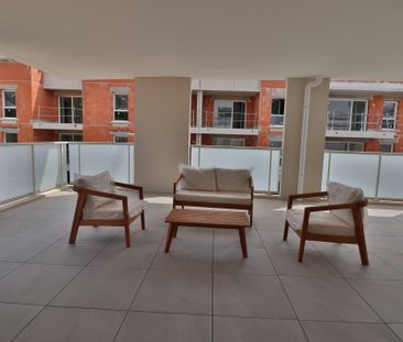 Location Appartement 3 pièces 69m² NIMES 30000 - Photo 6