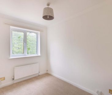 5 bedroom detached house to rent - Photo 6