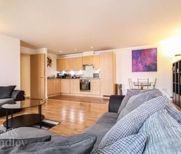 2 bedroom apartment to rent - Photo 2