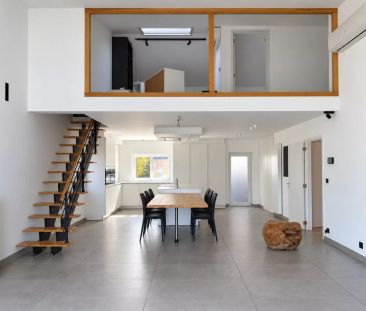 Ruim triplexappartement met vier slaapkamers, ruim terras en twee a... - Photo 1