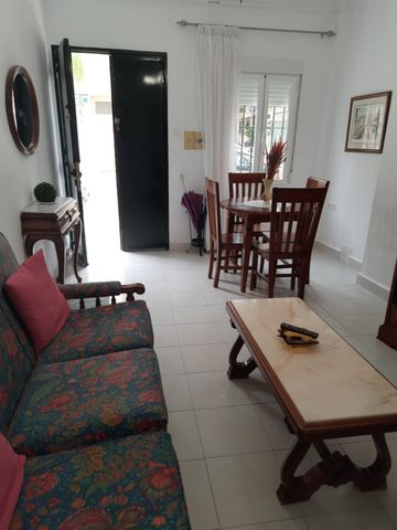 Two Bedrooms Property Close To The Beach in El Morche For Long Term Rental. - Photo 4