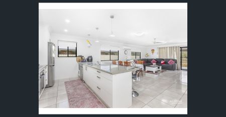 SUNRISE ON THE FAIRWAY - Photo 3