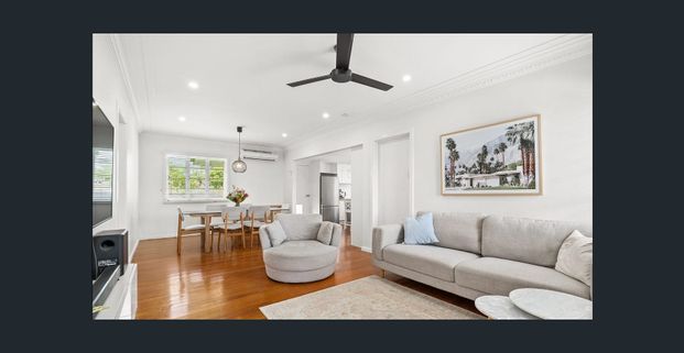 Contemporary Comfort and Easy Living - Photo 1