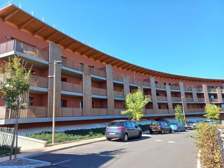 Appartement - T3 - MONTREVEL EN BRESSE - Photo 2