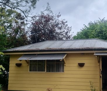 Crafers West - Photo 1