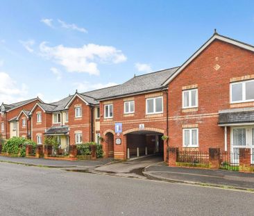 1 bedroom penthouse to rent - Photo 3