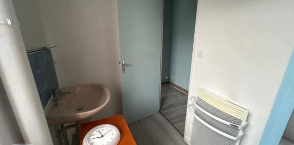 Location Appartement 1 pièce 38m² DIJON 21000 - Photo 2
