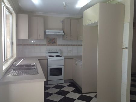 ENTERTAINERS DELIGHT! - Photo 2