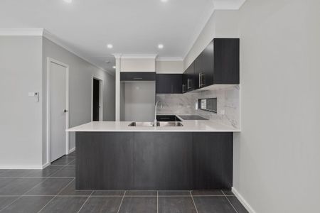 19 Tokyo Road, Austral, NSW 2179 - Photo 5