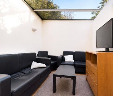 7 bedroom terraced house to rent - Photo 1