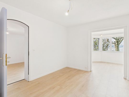 Superbe maison mitoyenne avec studio indépendant et vue exceptionnelle sur le lac à Villeneuve - Photo 1