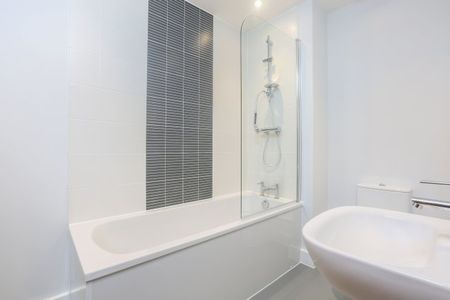 Scottley House, SE18 - Photo 5
