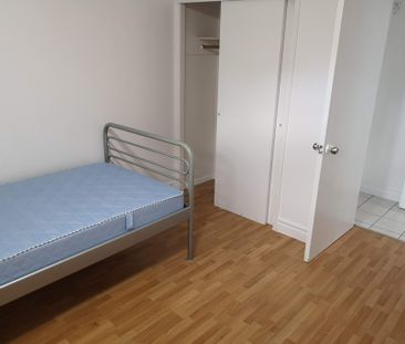 For Lease - 58 Emmeline Crescent, Toronto, Ontario - Photo 2