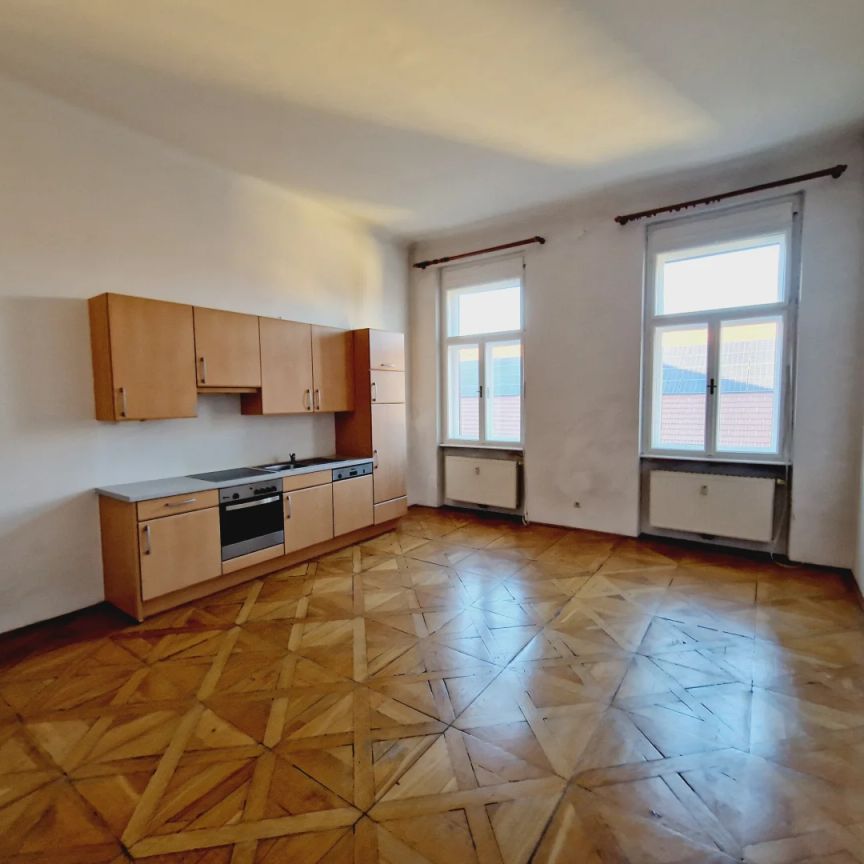 Ein-Zimmer-Wohnung - ab sofort - zu vermieten! Nahe Hauptbahnhof aber in ruhiger Seitengasse gelegen! - Photo 1