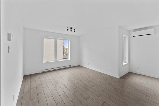 Sainte-Anne-des-Plaines - Photo 1