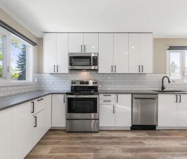 3 Bedrooms Main Floor + Utilities INCLUDED — 3 Bedrooms Main Floor - Photo 1