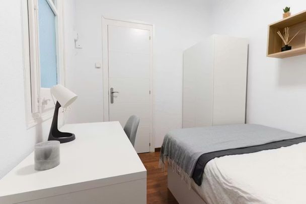 Carrer de Vallseca, Barcelona, Catalonia 08024 - Photo 1