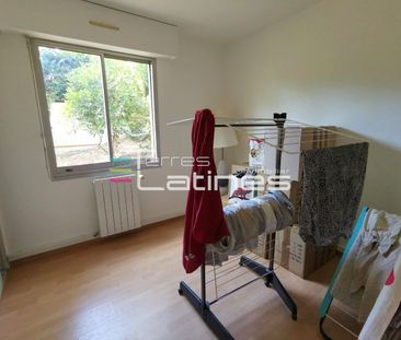Location Appartement 3 pièces 75m² NIMES 30900 - Photo 2