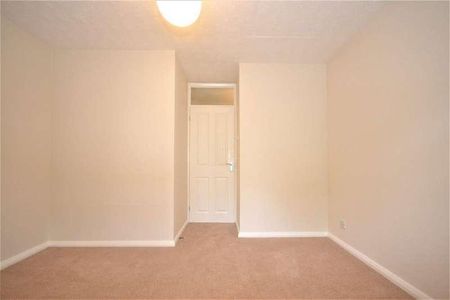 The Coltsfoot, Hemel Hempstead, HP1 - Photo 2