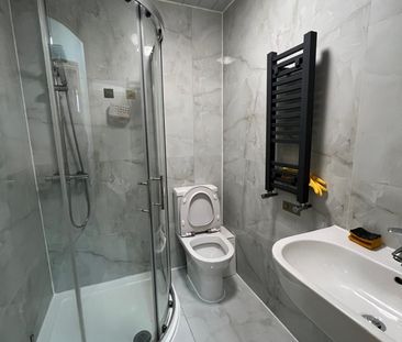 1 Bed Flat, St. Marys Road, IG1 - Photo 6