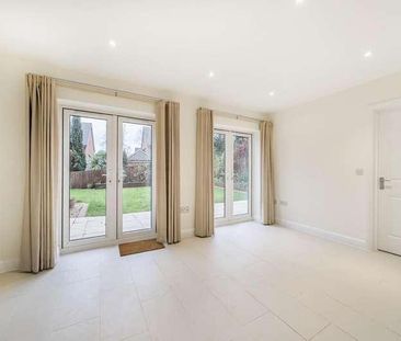 Padelford Lane, Stanmore, HA7 - Photo 1