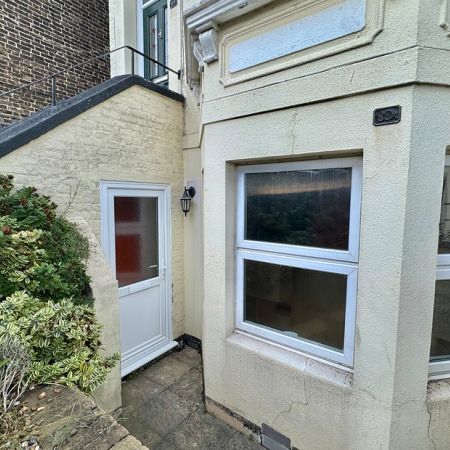 Canterbury Road, Margate, CT9 5DF, Kent - Photo 3