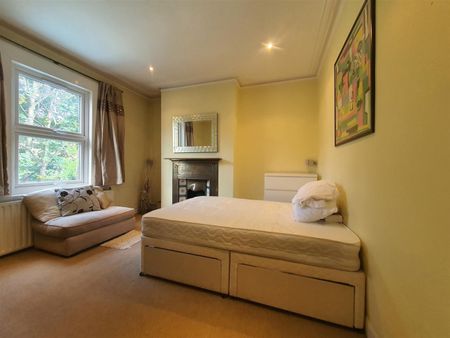 Upham Park Road, Chiswick, W4, London - Photo 4