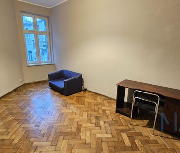 przestonne mieszkanie w starej kamienicy, ul. sarego - Photo 4