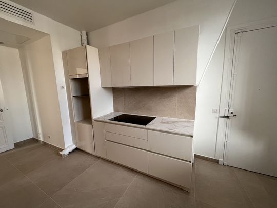 Appartement de réception, 7 Pièces (4 chambres), métro Ternes - Photo 1