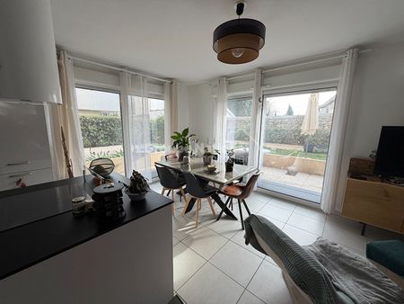 Location Appartement 3 pièces 66m² - Photo 2