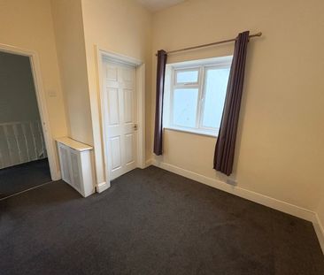 2 bedroom maisonette to rent - Photo 1