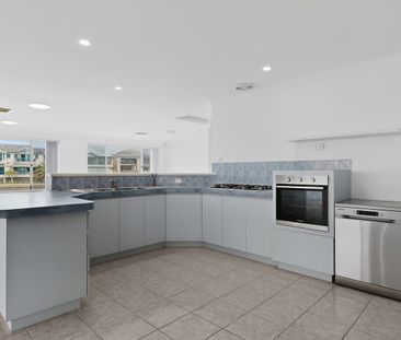 Enjoy the Canal Lifestyle - Photo 3